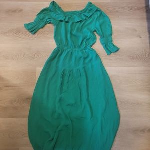 Vestire green off the shoulder dress size 4